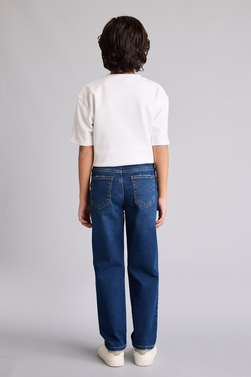 ديفاكتو بنطلون جينز اولادي قصة مستقيمة برجل عادية وتفاصيل ممزقة - Image 5